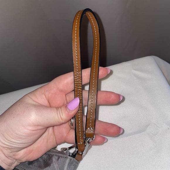 Tumi Susan Multifunction Pouch Wristlet Clutch Travel Cosmetics Gray Nylon - Picture 9 of 12